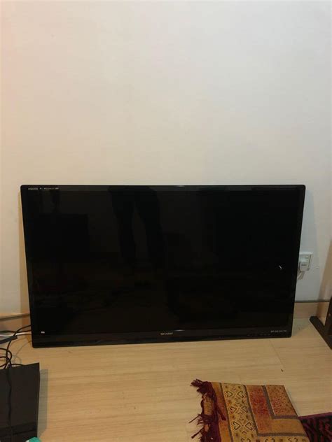 Sharp Aquos Quattron 3D 52 Inch TV Home Appliances TV