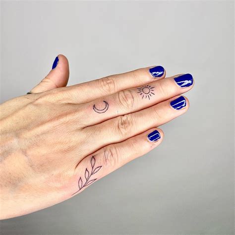 Tatuagem Feminina No Dedo - Tatuagem feminina no dedo: inspirações delicadas e impactantes para ...