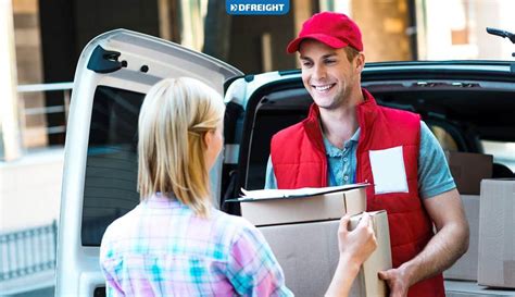 Using A Courier Service 10 Best Benefits For Your Business