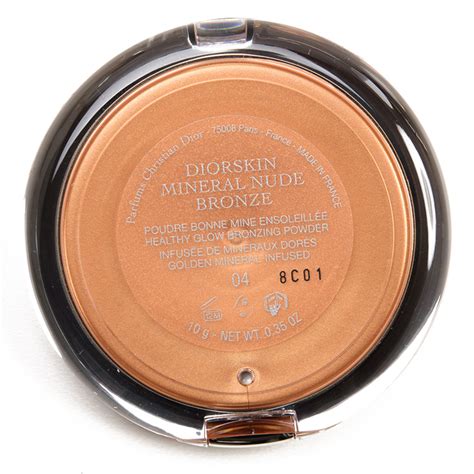 Dior Warm Sunrise 004 DiorSkin Mineral Nude Bronze Bronzing Powder Review Photos Swatches