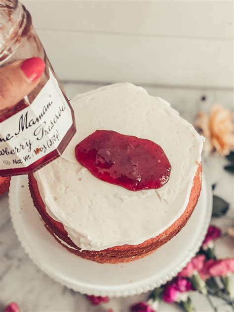 Naked Cake Tutorial Wildflower Confectionery