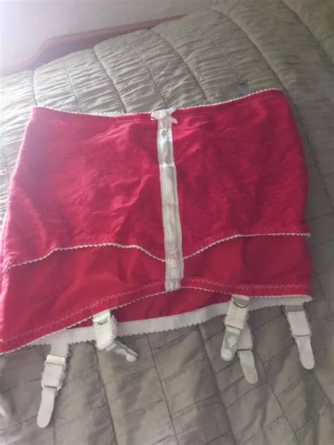 REVIVAL LINGERIE RED White Open Bottom Girdle Obg Large 29 30 50 00