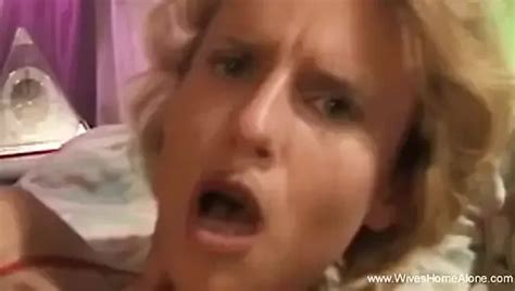 Paar interviewt Schlampe für Sex Teil xHamster