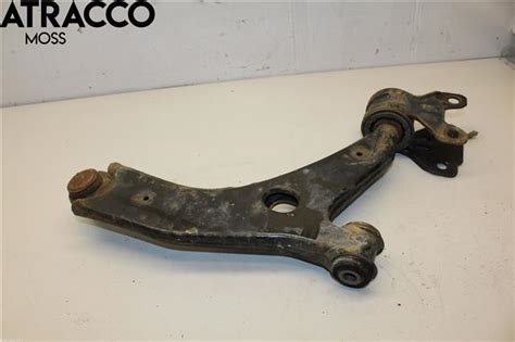 Bærebru venstre foran nedre til Mazda 3, 2009-2013 (Type II) (BBM234350 ...