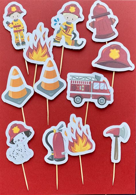 Kuchenwelt Mein Backzubehör Papier Cupcake Topper Set Feuerwehr