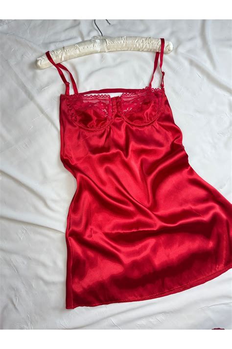 ROZENİN LINGERIE Kırmızı Saten Ayarlanabilir Askılı Dantelli Gecelik BABYDOLL Fiyatı Yorumları