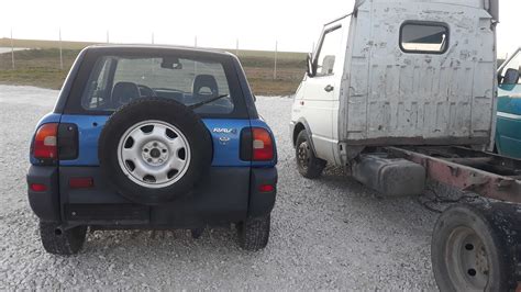 Тойота Рав 4 / Toyota Rav 4 2.0 i НА ЧАСТИ гр. Долни чифлик • OLX.bg