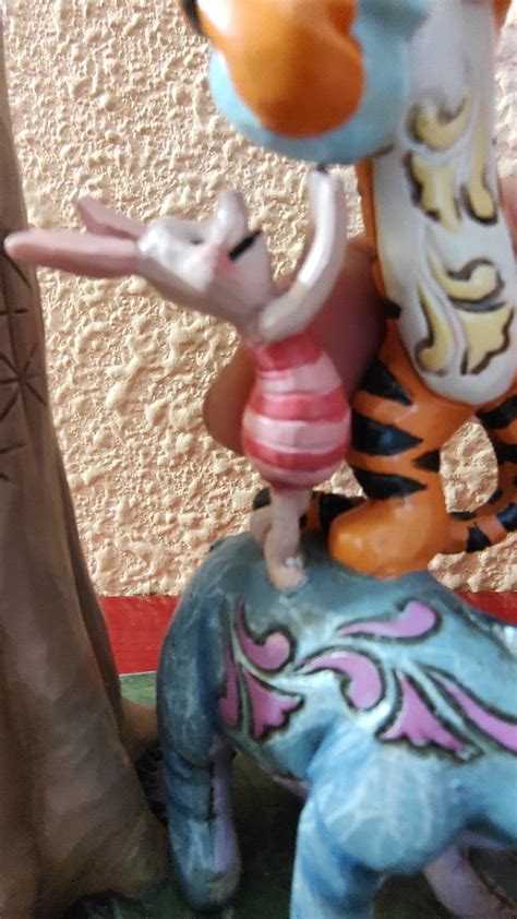 Figurka Kubu Puchatek Enesco Disney Traditions Autor Jim Shore Opis