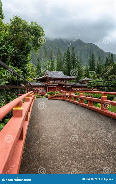 Templo Byodoin Buddhist Em Oahu Hawaii Imagem De Stock Imagem De