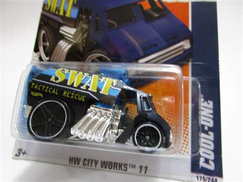 Camion Swat Escala Coleccion Hot Wheels Mercado Libre