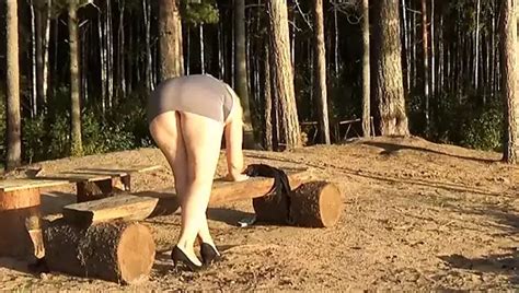 Milf Draagt Specifiek Geen Slipje Als Ze Thuis Is Xhamster