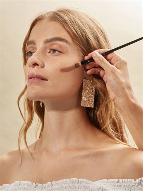 5 Easy Steps To Make Your Skin Glow By Loréal Glowing