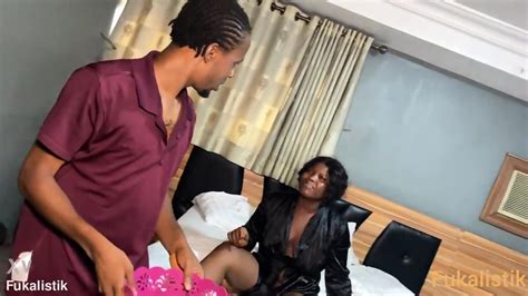 Xvideos Une Belle Cliente De L Hotel Excitee Apprend A Colocataire Bbc Pour Baiser Jusqu A HD