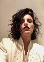 ANNA CALVI Nude AZNude