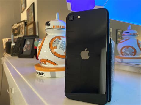 iPhone SE (2020) vs iPhone 8: What's the difference (and should you ...