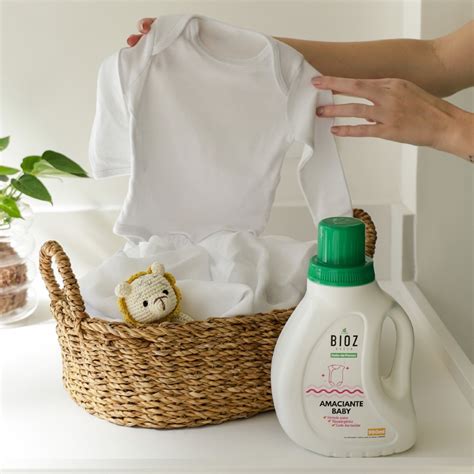 Amaciante De Roupa De Bebe - Amaciante para Roupa de Bebê Natural e Hipoalergênico 900ml - Bioz ...