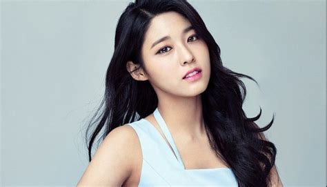Running Man 2018 Aoas Seolhyun Set For Appearance Alongside Winner