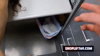 Skinny Asian Milf Busted And Banged By LP Officer XNXX