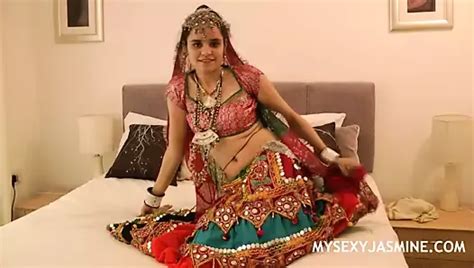 Indian Sexy Babe Jasmine Strip Naked Taking Off Her Sari Xhamster