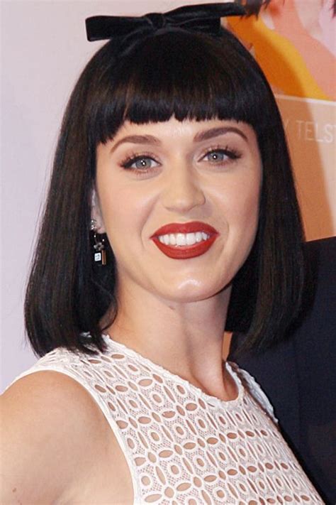 Katy Perry S Hairstyles Hair Colors Steal Her Style Frisuren