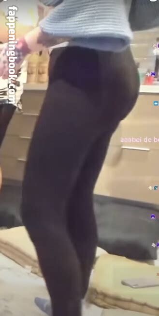 Gabi Cattuzzo Gabicattuzzo Nude OnlyFans Leaks Fappening FappeningBook