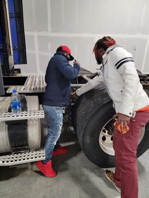 Columbus Truck Driving School | Columbus Truck Driver Classes | 160