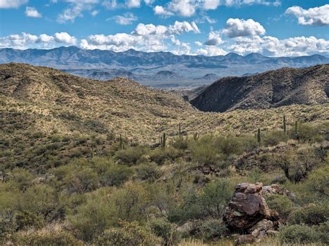 More luxury listings are hitting the Black Canyon City homes for sale list 19