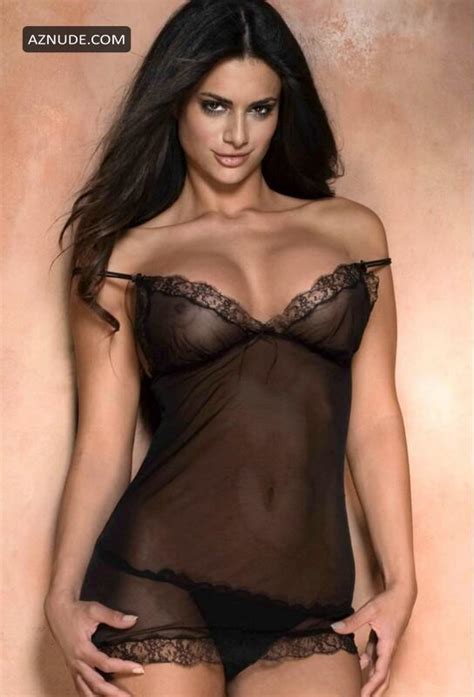 Amazing Breast In Nude Photoshoots And Cleavage Aznude