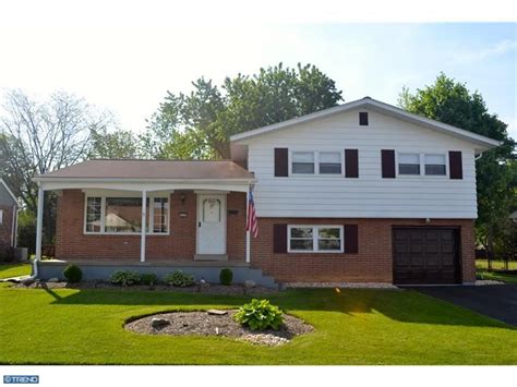 1000+ images about Tri level house exterior on Pinterest | Front