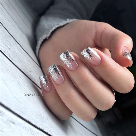Маникюр с блёстками растяжка блёстки | Cute nails, Pretty nails, Gel nails