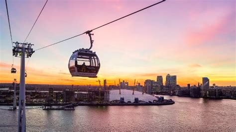 IFS Cloud Cable Car - London Attraction - visitlondon.com