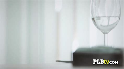 Horny Girlfriend Seduces Her Hard Working Man Into Steamy Sex