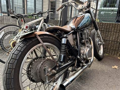 僕のSR400に棒が付きました【シーシーバー】｜はねんたたけいてぃん