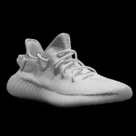 How To Spot Fake Yeezy In 2025 Legitgrails
