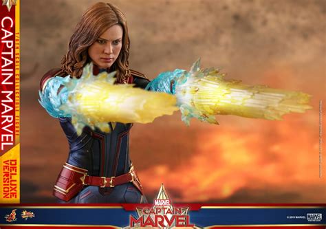 Imágenes oficiales de la figura Hot Toys de Captain Marvel Coleccionismo Marvelita