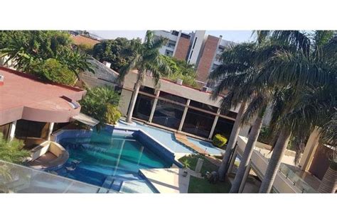 ALQUILO IMPONENTE RESIDENCIA EN EL BO LOS LAURELES Ref K92327