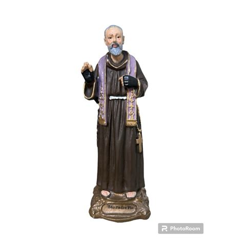 Imagem De Padre Pio Em Resina Nacional Cm Shopee Brasil