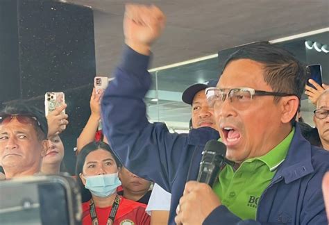 Ipinagtanggol ni Duterte ang suspendidong gobernador ng Davao del Norte