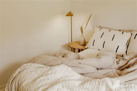 75 Sleep Affirmations For Deep Relaxation Before Bedtime