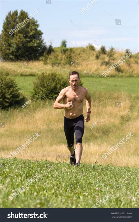 Male Athlete Runner Naked Torso Training Stock Photo 452217460 Shutterstock