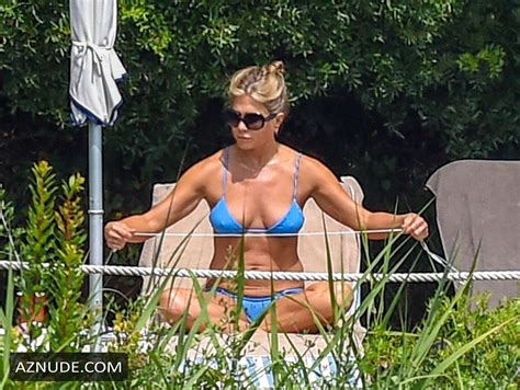 Jennifer Aniston Sexy Toned Bikini Body By The Pool In Portofino AZNude