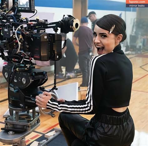 Sofia Carson Aka SofiaCarson Nude Leaks OnlyFans Photo 29 Faponic