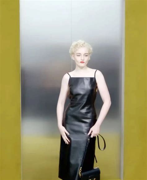 Julia Garner Nude Pics Scenes And Porn Scandal Planet