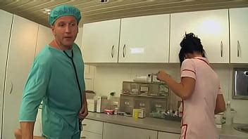 La Enfermera Rihanna Ayuda A Un Paciente A Recuperarse Con Una Buena Mamada Profunda XVIDEOS