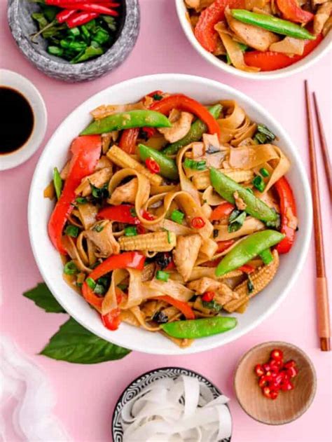 Drunken Noodles Recipe Story • Love From The Oven