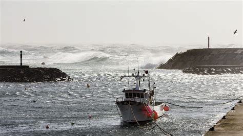 Aviso Amarelo Para Faro E Ilhas Do Grupo Central Dos A Ores Observador