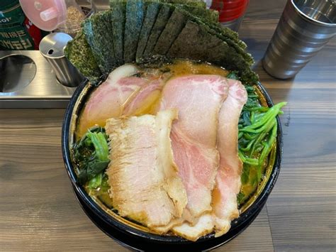 『チャーシューメン3枚 のりトントロ低温ロース×2純生ほうれん草』家系ラーメン がくのレビュー ラーメンデータベース