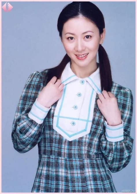 Dại dột làm mẫu nude sao nữ bị gia đình hắt hủi