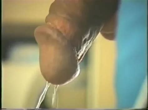 Dos Amigos Maduros Heteros En Un Hotel ZB Porn