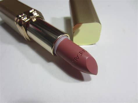 L Oreal Color Riche Lipstick Fairest Nude Reviews In Lipstick